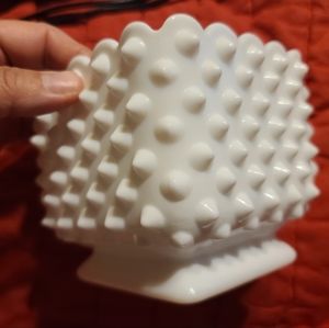Vintage fenton white milk glass hobnail 4" square planter.